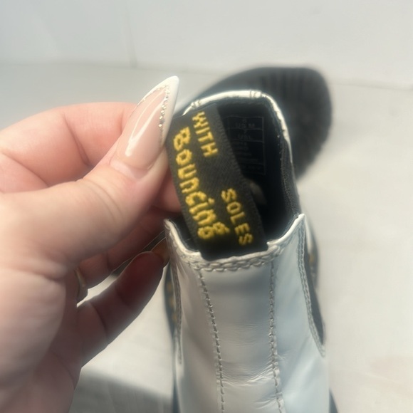 2976 Platform Chelsea Boot from Dr.Martens - Picture 7 of 11